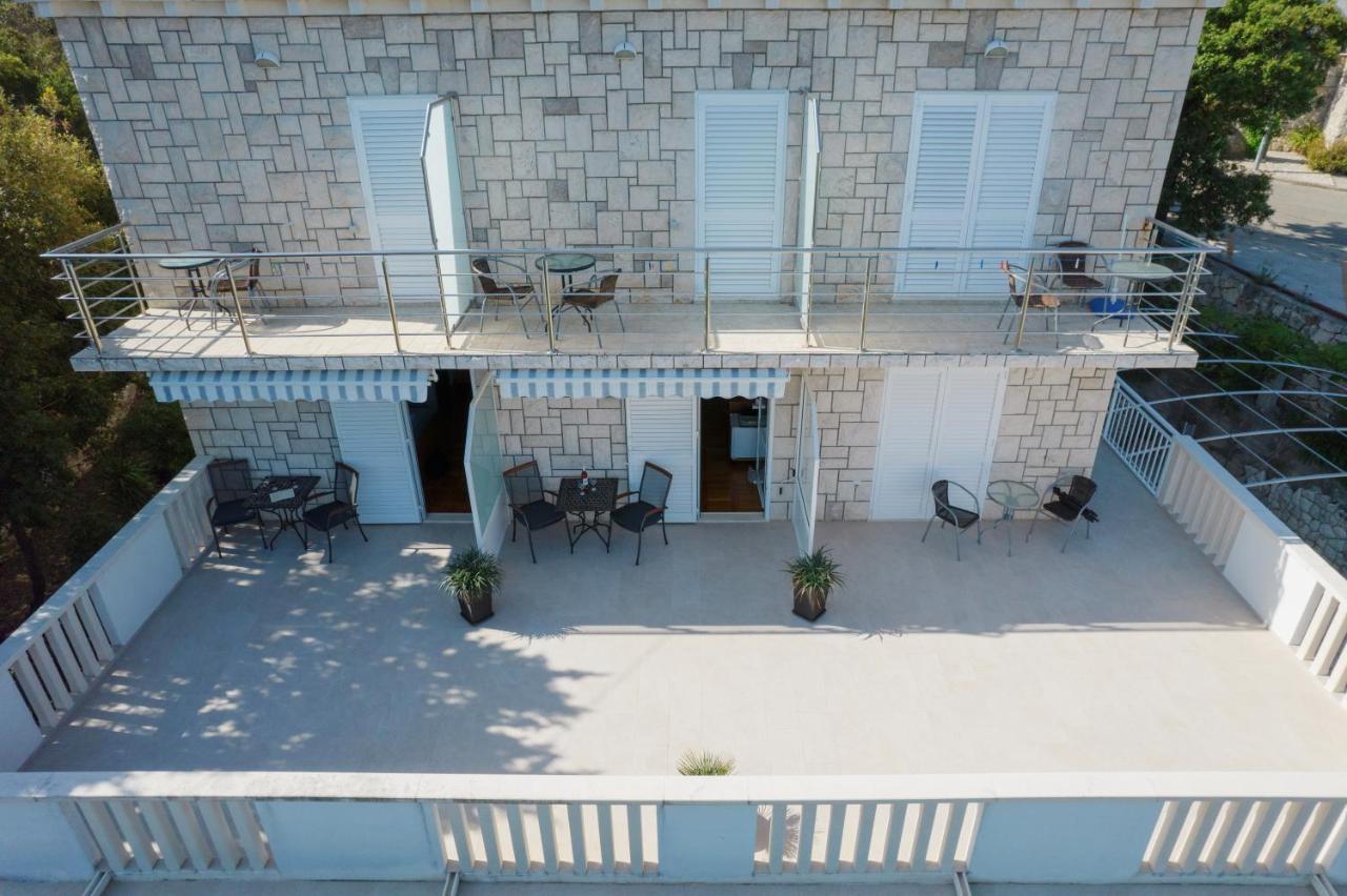 Guesthouse Sanela Pomena Extérieur photo